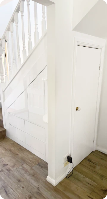 Apartment-friendly built-ins designed to maximise storage without making spaces feel smaller.